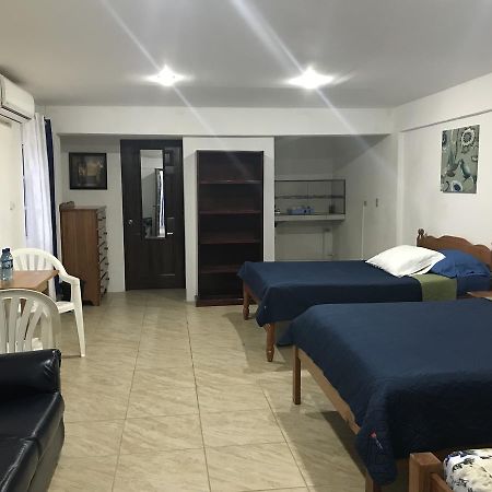 Bella Sombra Guest House Kings Park Belize City Ngoại thất bức ảnh