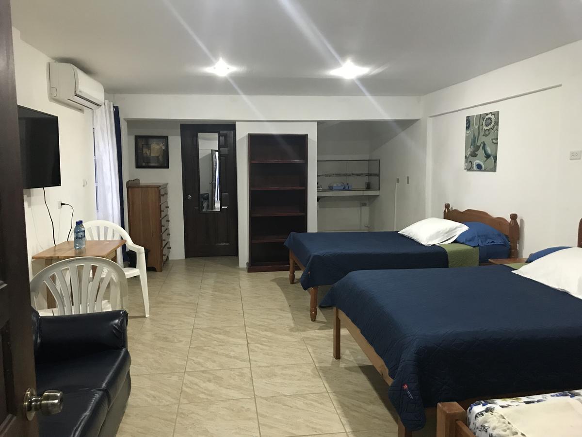 Bella Sombra Guest House Kings Park Belize City Ngoại thất bức ảnh